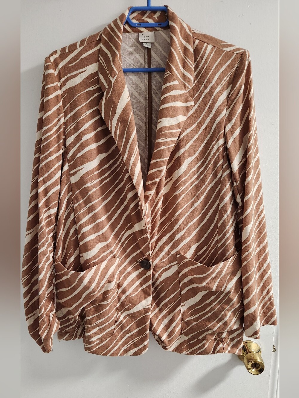 a new day Brown & Cream Zebra-Print Blazer, Size M